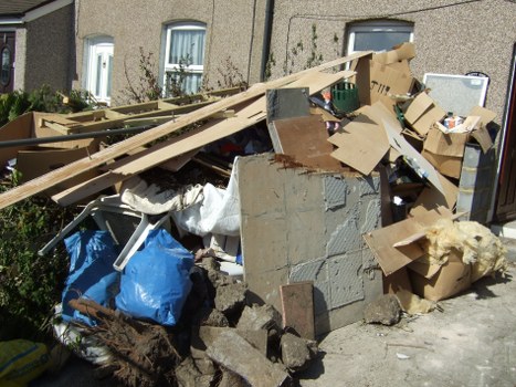 Benefits of Hiring a Skip in Chigwell